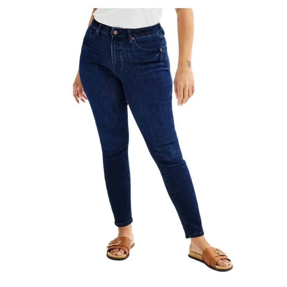 Sonoma Curvy Skinny High Rise size 8R.